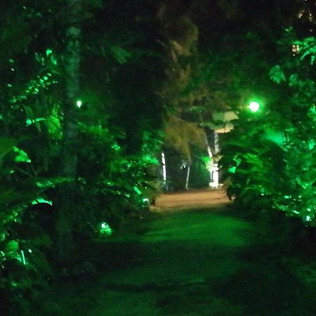 Nooit Gedacht Holiday Resort Унаватуна Экстерьер фото