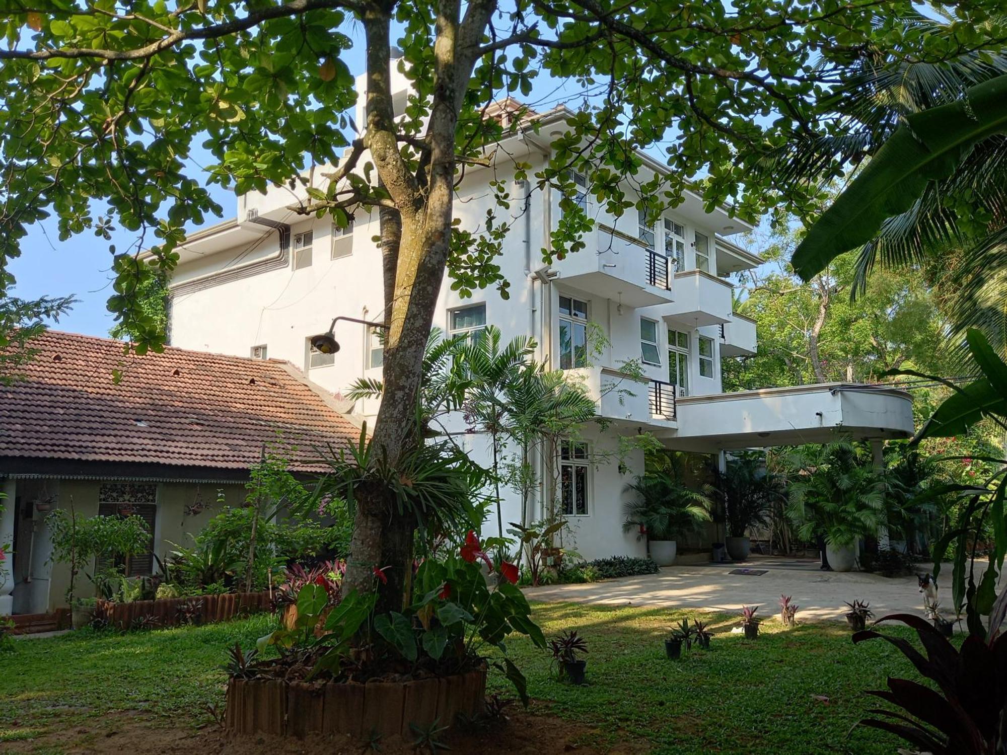 Nooit Gedacht Holiday Resort Унаватуна Экстерьер фото